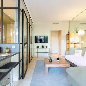 Gray D'albion Yourhosthelper Appartement